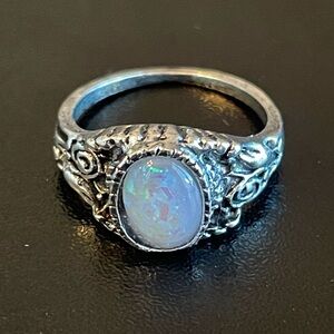 Simulated opal silver plated ring size 5.5